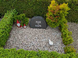 (197 KB)
 
(Click on Picture to View Full Size)